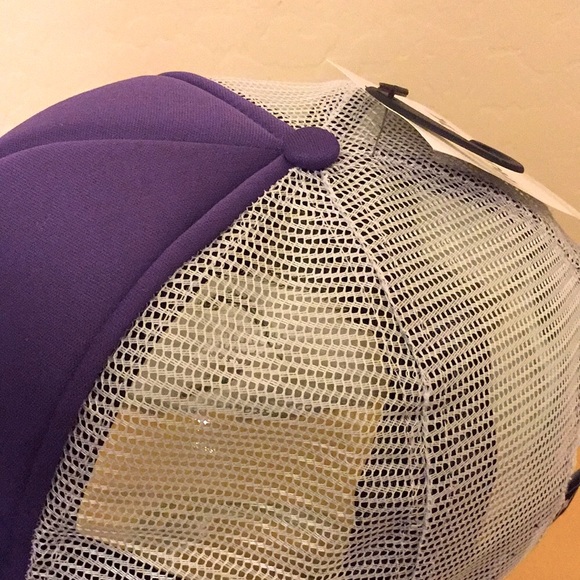 🆕 ONLY 1! Hurley Icon Trucker Cap - Picture 7 of 14